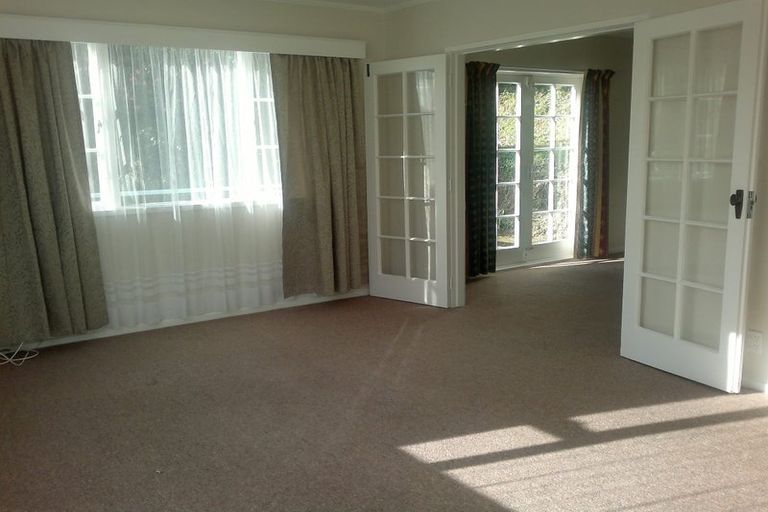 Photo of property in 31 Woodhouse Avenue, Karori, Wellington, 6012