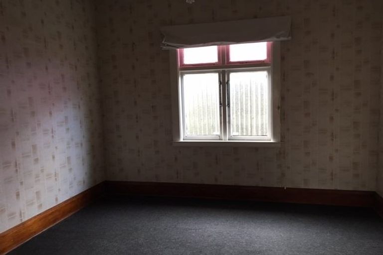 Photo of property in 214 Ferguson Street, Palmerston North, 4410