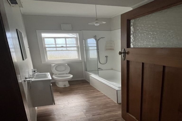 Photo of property in 14a Douglas Street, Waiwhetu, Lower Hutt, 5010