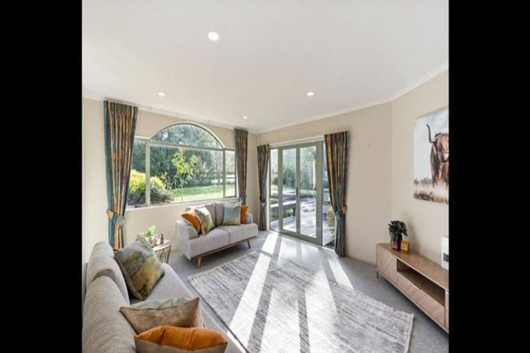 Photo of property in 81 Polo Prince Drive, Totara Park, Manurewa, 2576