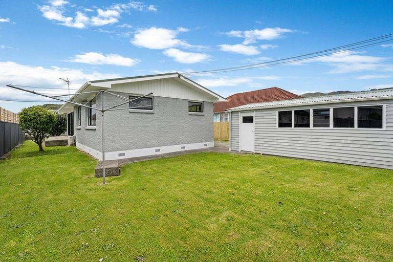 Photo of property in 59 Chapman Crescent, Naenae, Lower Hutt, 5011