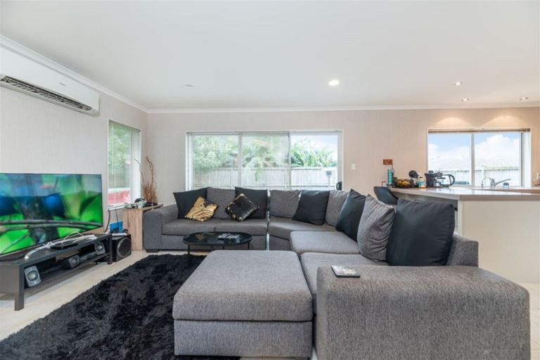 Photo of property in 29 Sarteano Drive, Manurewa, Auckland, 2105