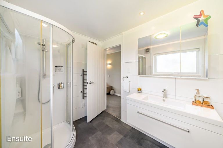 Photo of property in 13 Wilson Grove, Normandale, Lower Hutt, 5010