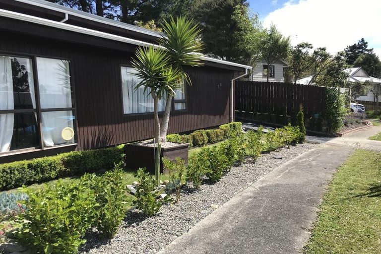 Photo of property in 26 Fenchurch Grove, Stokes Valley, Lower Hutt, 5019