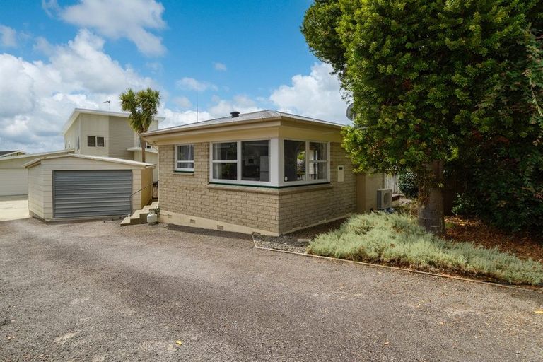 Photo of property in 17 Jonathon Street, Brookfield, Tauranga, 3110