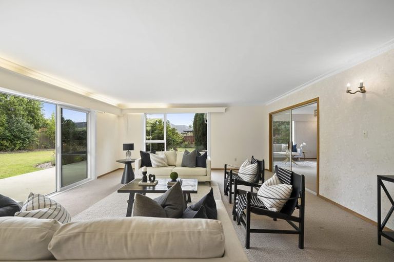 Photo of property in 52 Oxford Road, Rangiora, 7400