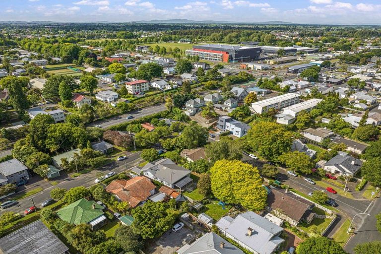 Photo of property in 24 Myrtle Street, Hamilton East, Hamilton, 3216