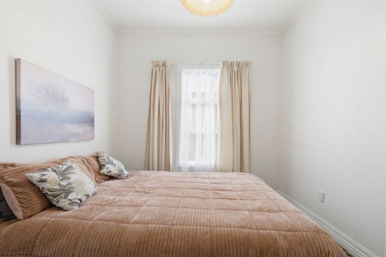 Photo of property in 102 Gonville Avenue, Gonville, Whanganui, 4501