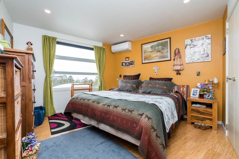 Photo of property in 11 Takahe Place, Mangawhai, 0505