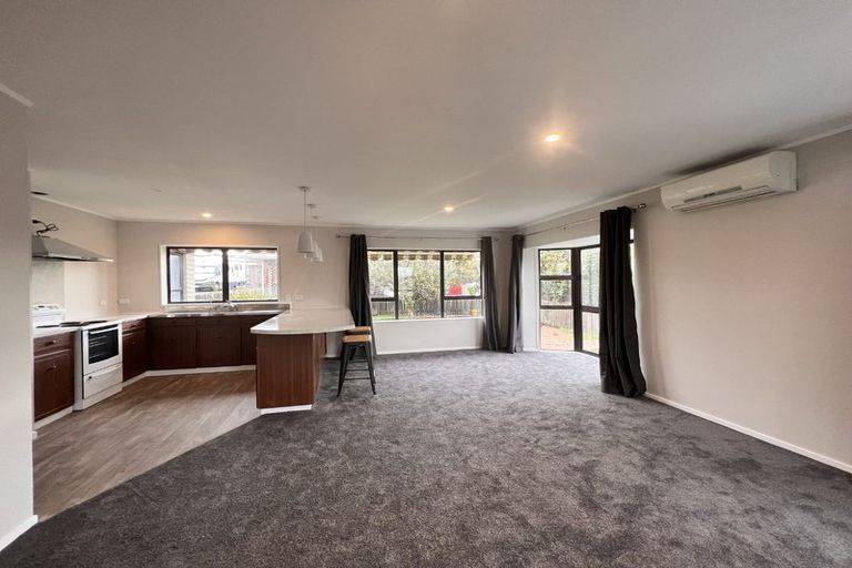 Photo of property in 221b Queen Street, Pukekohe, 2120