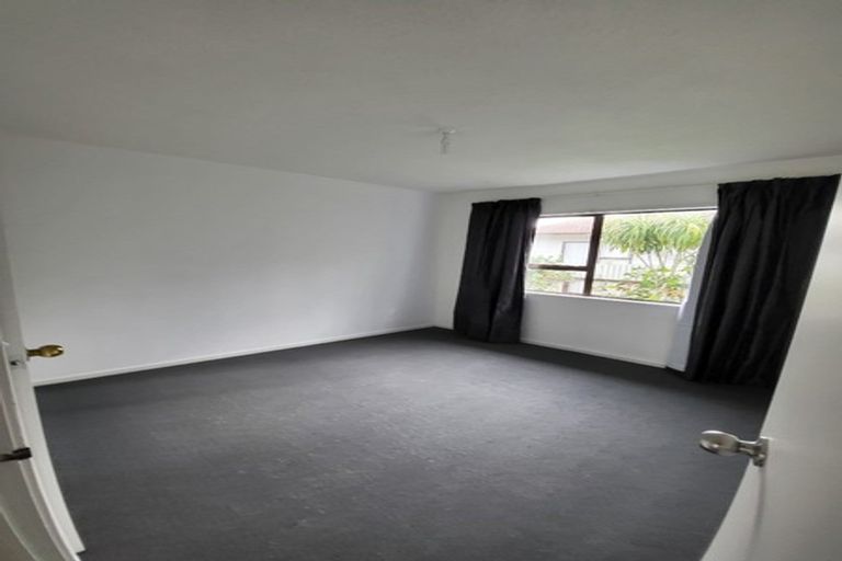 Photo of property in 1/20 Burundi Avenue, Clendon Park, Auckland, 2103