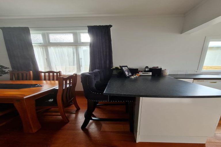 Photo of property in 6 Connolly Street, Boulcott, Lower Hutt, 5010