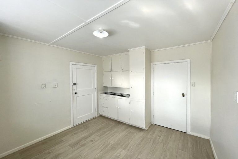 Photo of property in 13 Toomath Street, Naenae, Lower Hutt, 5011