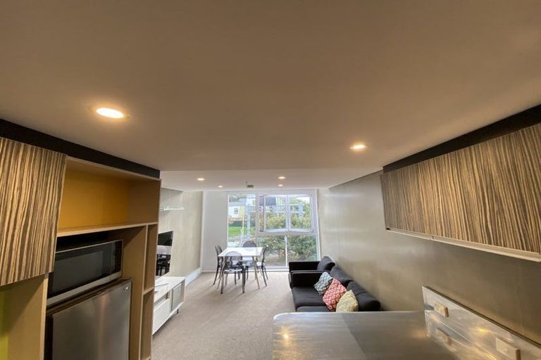 Photo of property in Canvas Apartments, 11/307 Willis Street, Te Aro, Wellington, 6011