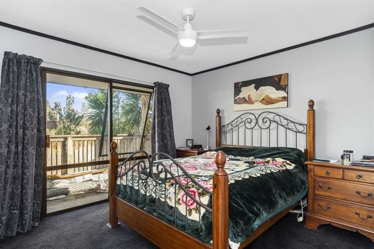 Photo of property in 5 Lagoon Place, Poike, Tauranga, 3112