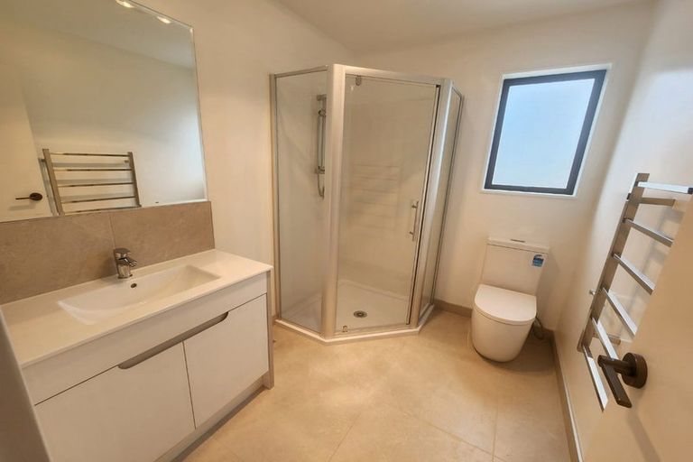 Photo of property in 3/8 Short Street, Papakura, 2110