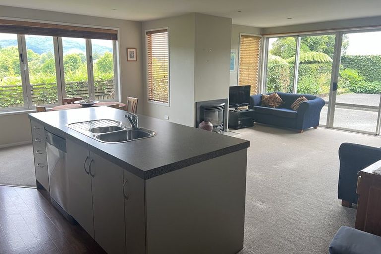 Photo of property in 8a Beach Road, Katikati, 3129