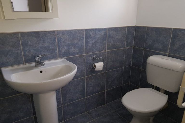 Photo of property in 35 Basra Drive, Henderson, Auckland, 0612