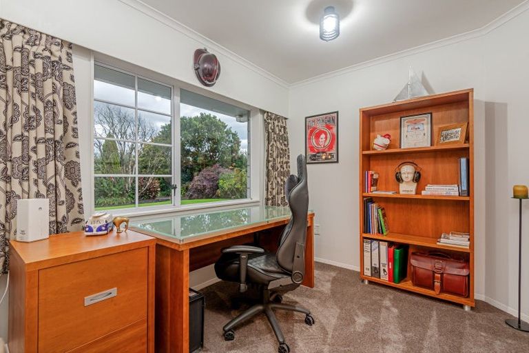 Photo of property in 130 Parewanui Road, Bulls, 4894