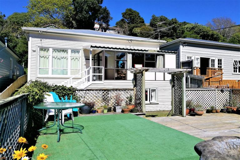 Photo of property in 3 Melrose Crescent, Melrose, Wellington, 6023