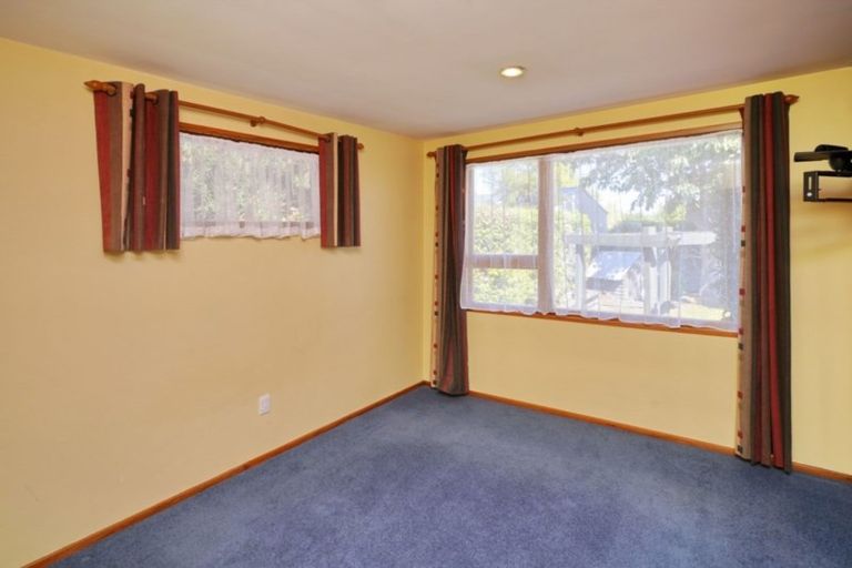 Photo of property in 3 Parsonage Road, Woodend, 7610