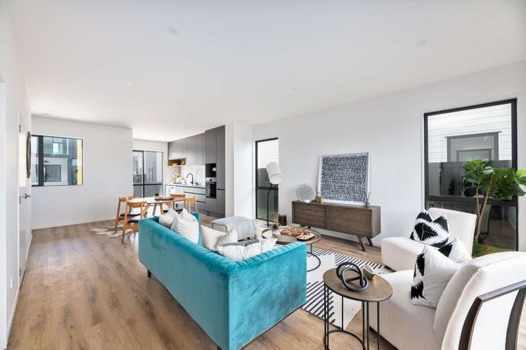 Photo of property in 30 Whakato Avenue, Kumeu, 0810