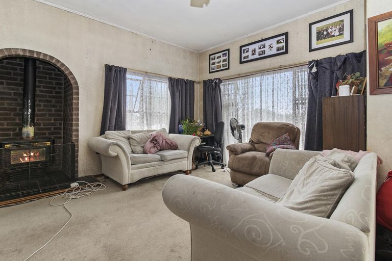 Photo of property in 1 Harris Street, Huntly, 3700