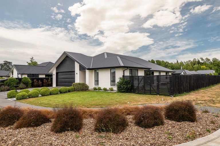 Photo of property in 17 Owen Drive, Darfield, 7510