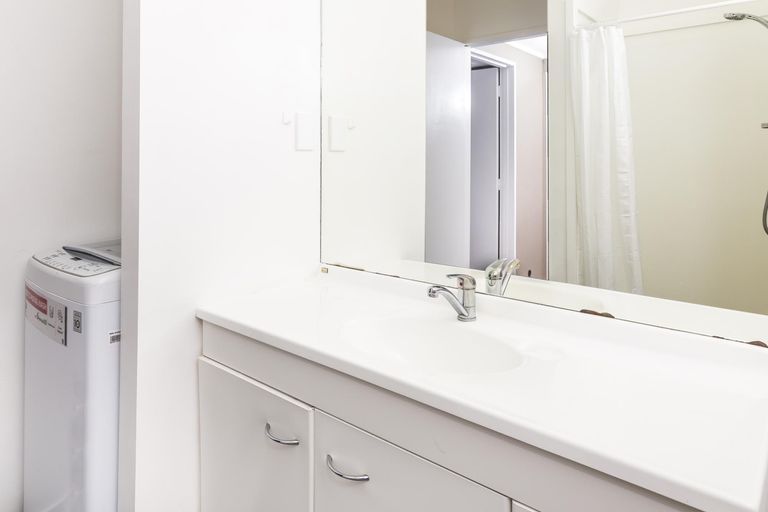 Photo of property in 2/44 Taupo View Road, Taupo, 3330