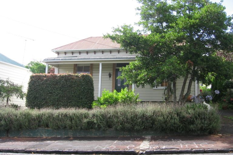 Photo of property in 13 Gunson Street, Freemans Bay, Auckland, 1011
