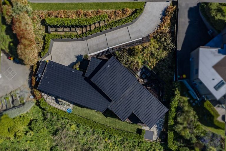 Photo of property in 17 Drayton Drive, Mount Pleasant, Christchurch, 8081