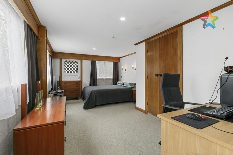 Photo of property in 83 Kamahi Street, Stokes Valley, Lower Hutt, 5019