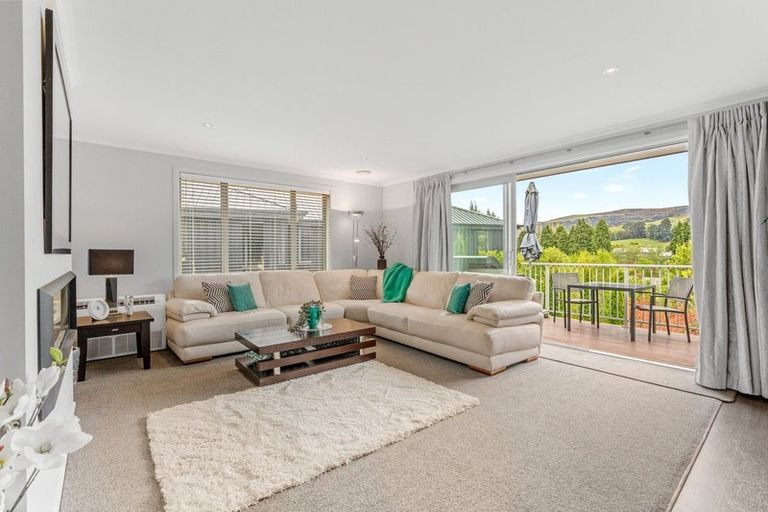 Photo of property in 23 Grandvista Drive, Green Island, Dunedin, 9018