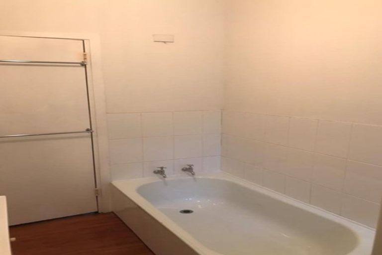 Photo of property in 660 Mount Albert Road, Royal Oak, Auckland, 1023