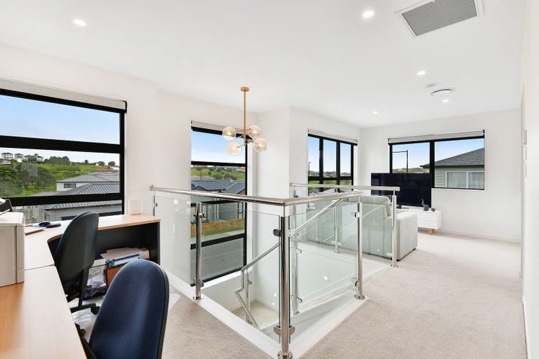 Photo of property in 3 Whale Bay Rise, Gulf Harbour, Whangaparaoa, 0930