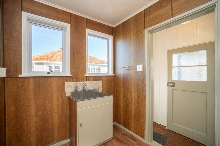 Photo of property in 29 Andrew Avenue, Roslyn, Palmerston North, 4414