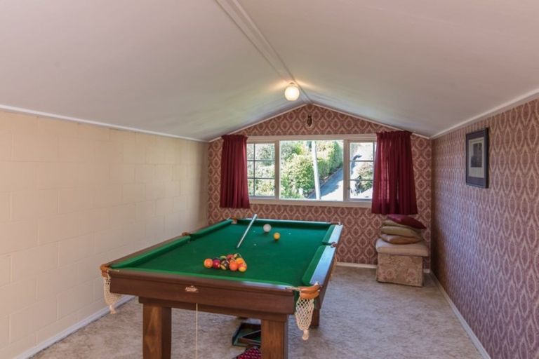 Photo of property in 6 Lethenty Way, Karori, Wellington, 6012