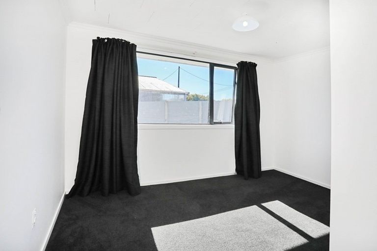 Photo of property in 30 Enniskillen Street, Clifton, Invercargill, 9812