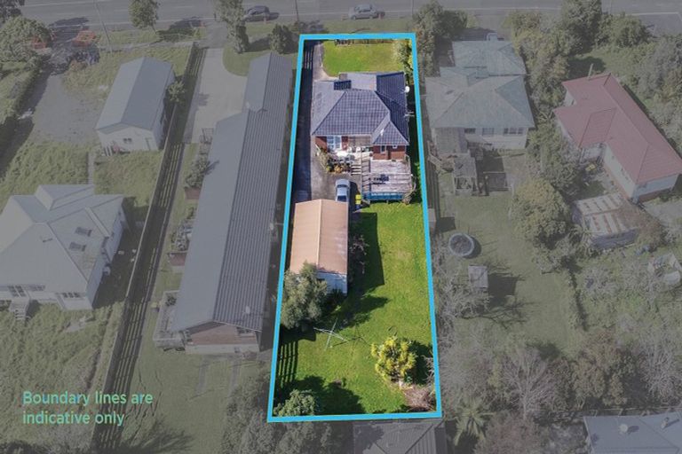 Photo of property in 39 Matipo Road, Te Atatu Peninsula, Auckland, 0610