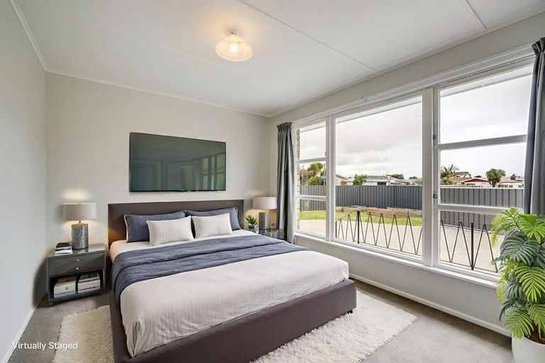 Photo of property in 1 James Foley Avenue, Pirimai, Napier, 4112