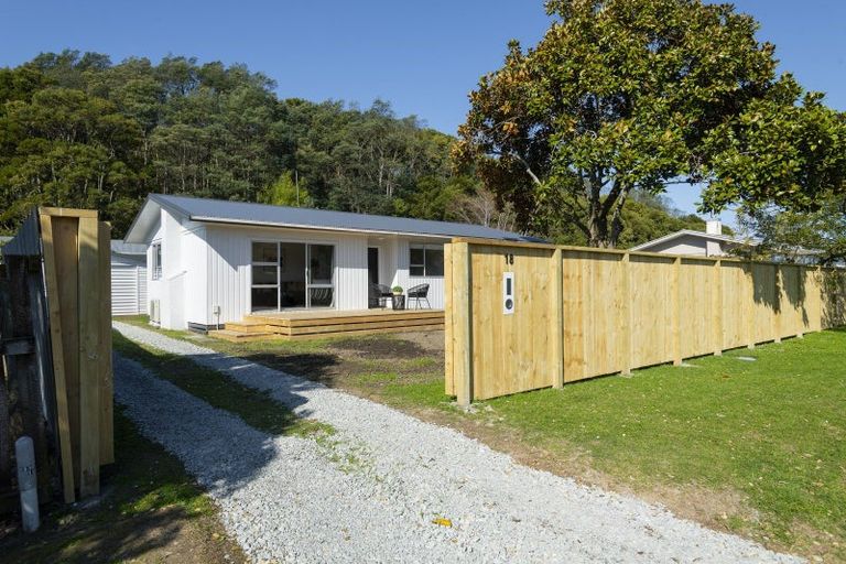 Photo of property in 18 Paraone Road, Tamarau, Gisborne, 4010
