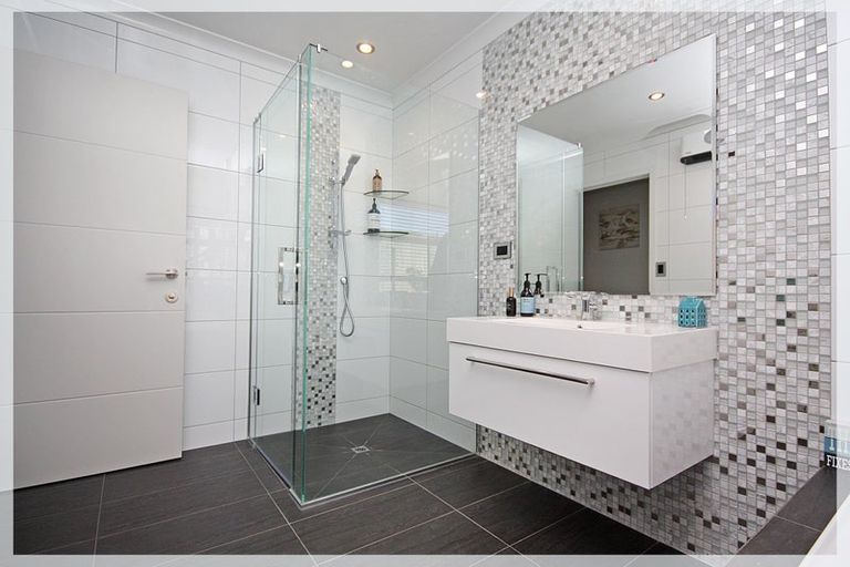 Photo of property in 28 Andrews Street, Foxton Beach, Foxton, 4815