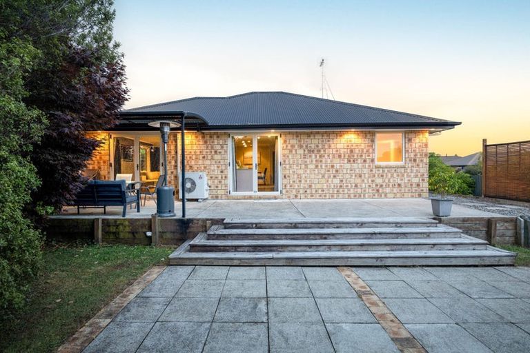 Photo of property in 17 Edward Street, Grandview Heights, Hamilton, 3200