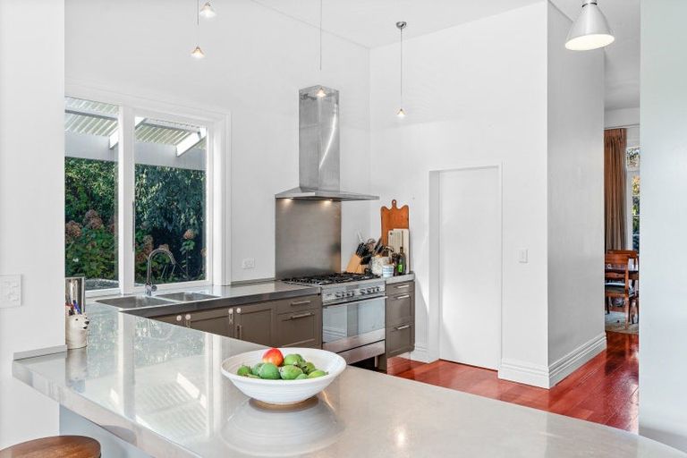 Photo of property in 93 Kuratawhiti Street, Greytown, 5794