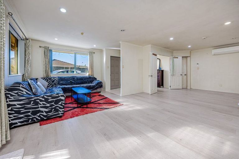 Photo of property in 14 Scotts Field Drive, Takanini, 2112