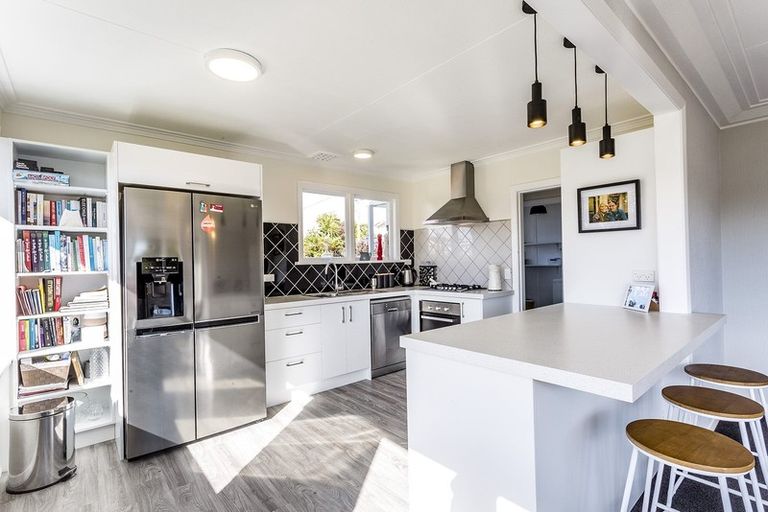 Photo of property in 1 Glendevon Place, Vauxhall, Dunedin, 9013