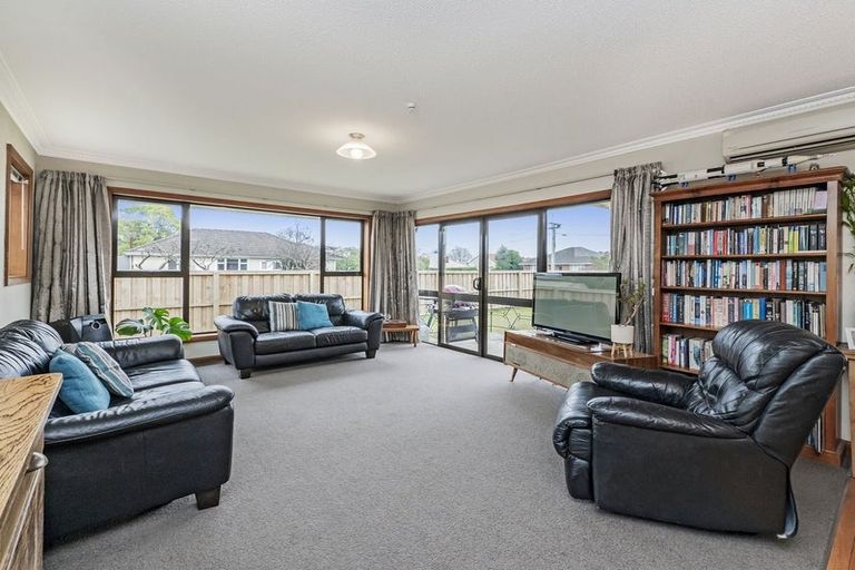 Photo of property in 32 Middleton Road, Upper Riccarton, Christchurch, 8041