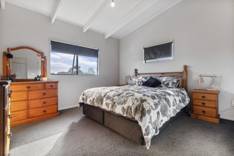 Photo of property in 63 Simpson Road, Ranui, Auckland, 0612