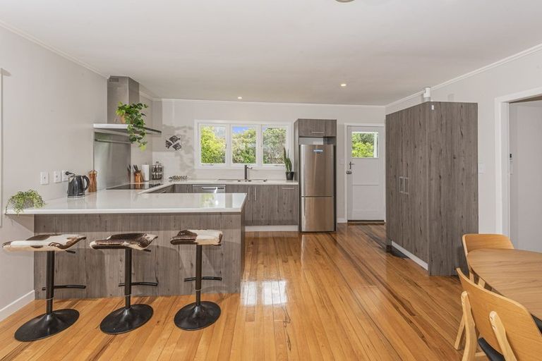 Photo of property in 24 Boswell Street, Te Kamo, Whangarei, 0112