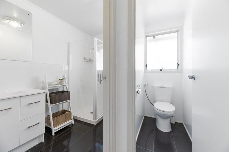 Photo of property in 23 Mandarin Place, Half Moon Bay, Auckland, 2012